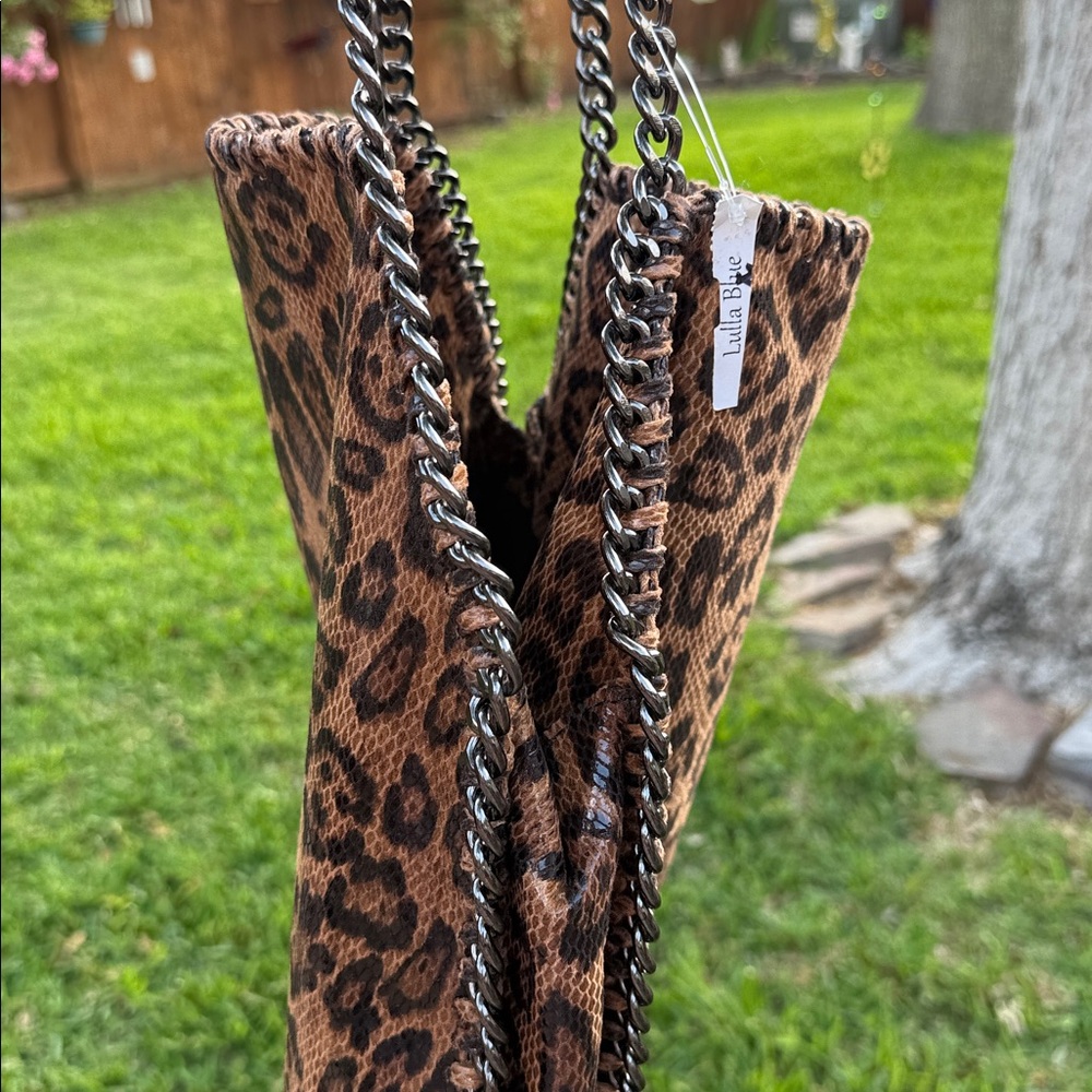 Leopard Print Chain-Trim Tote Bag - Brown - Picture 3 of 6